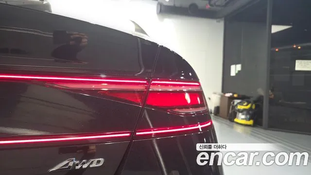 Genesis G90 Бензин 3.5 турбо AWD — Фото автомобиля 18