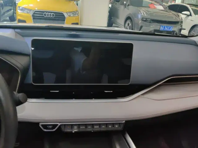 Geely Xingrui — Фото автомобиля 13