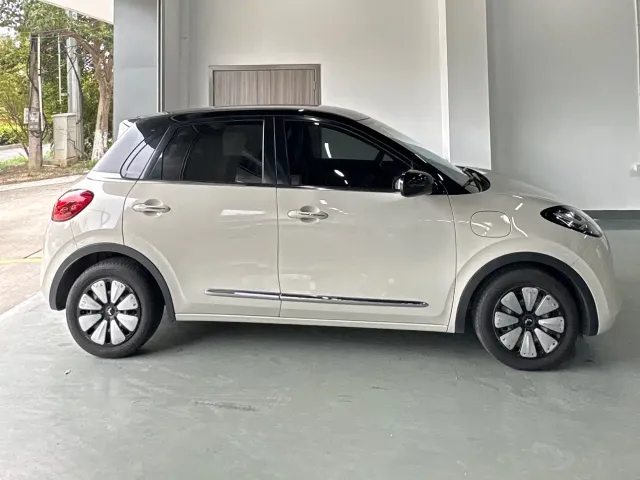 Wuling Bingo — Фото автомобиля 2
