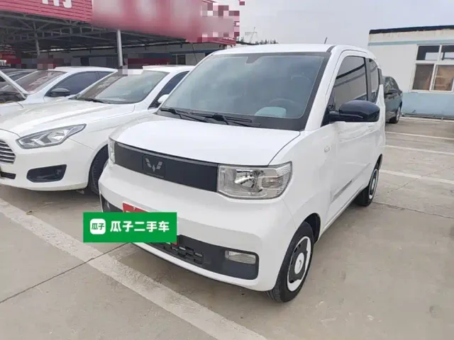 Фотография автомобиля — Wuling Hongguang Mini EV