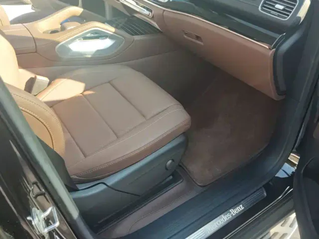 Mercedes-Benz GLE-Class — Фото автомобиля 8