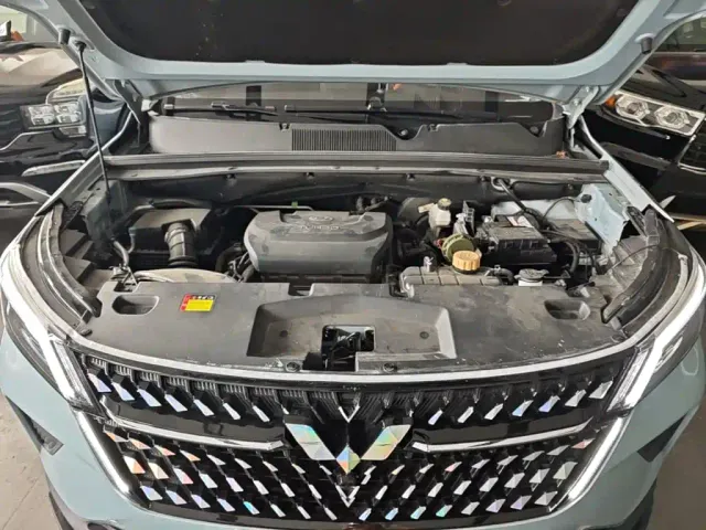 Wuling Asta — Фото автомобиля 9