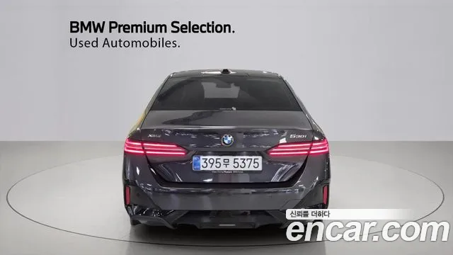 BMW 5 Series — Фото автомобиля 4