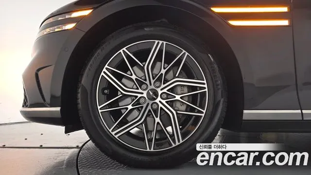 Genesis G90 RS4 — Фото автомобиля 4