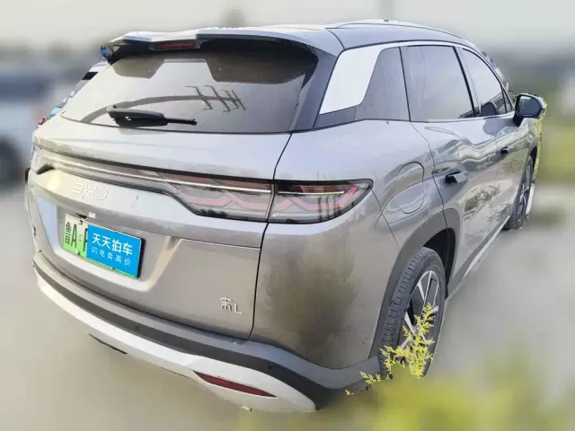 BYD Song L DM-i 2024 160km Excellence — Фото автомобиля 2