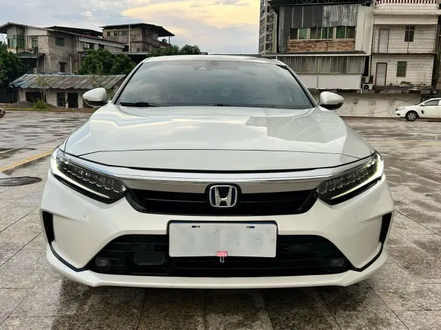 Honda Inspire — Фото автомобиля 3