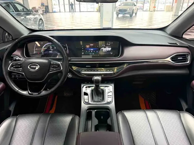 GAC Trumpchi M6 — Фото автомобиля 9