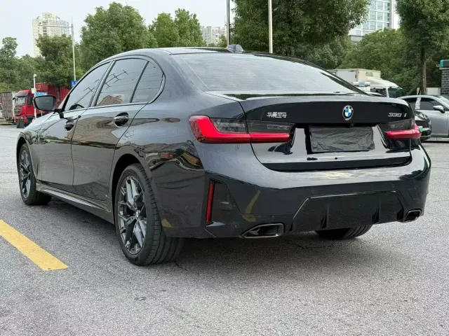 BMW 3 Series — Фото автомобиля 7