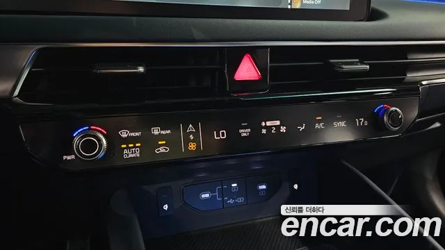 Kia K8 (New) Hybrid — Фото автомобиля 27