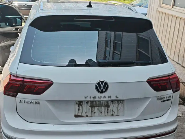 Volkswagen Tiguan L — Фото автомобиля 7