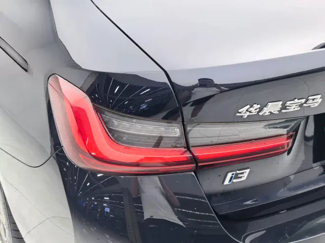BMW i3 — Фото автомобиля 6