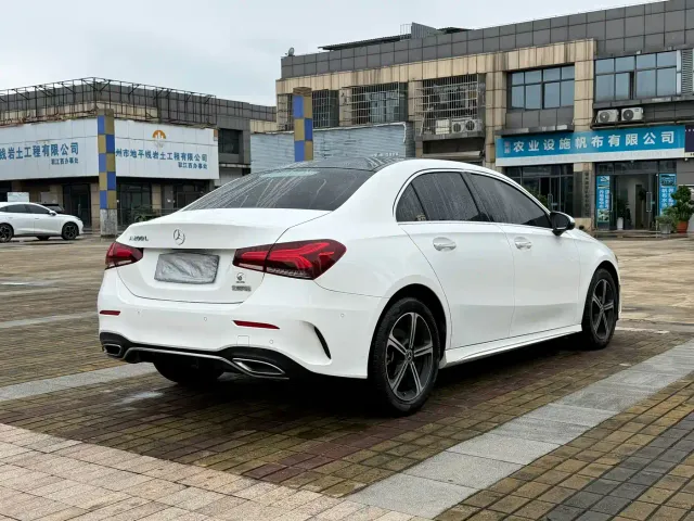 Mercedes-Benz A-Class — Фото автомобиля 9