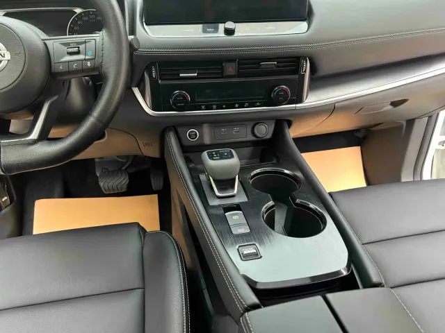 Nissan X-Trail — Фото автомобиля 16