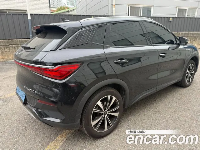 BYD Atto 3 — Фото автомобиля 2