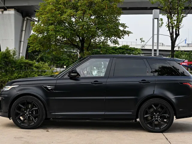 Land Rover Range Rover Sport — Фото автомобиля 2