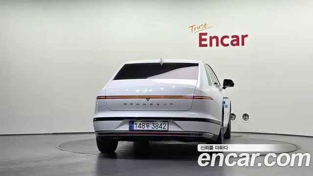 Hyundai Grandeur GN7 — Фото автомобиля 4