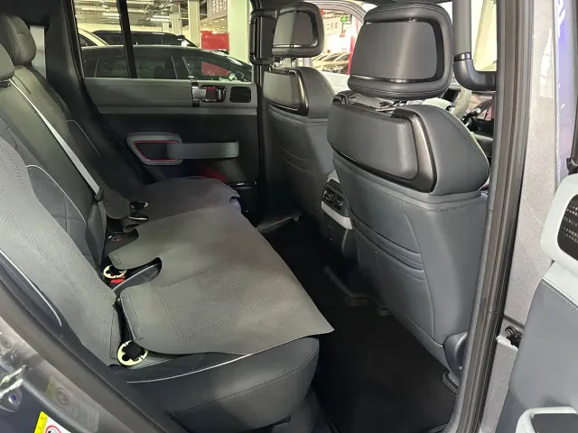 BYD FangChengBao Leopard 5 — Фото автомобиля 10