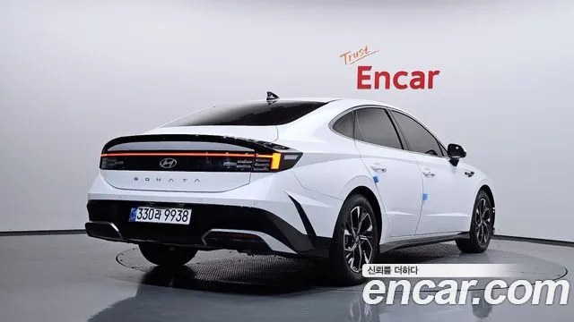 Hyundai Sonata — Фото автомобиля 2