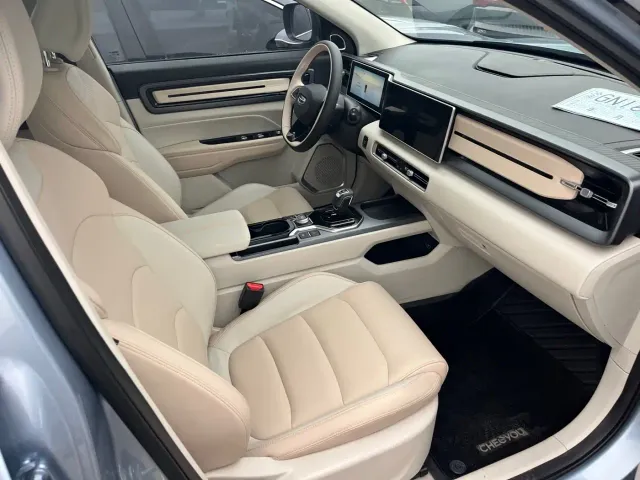 Geely ICON — Фото автомобиля 10