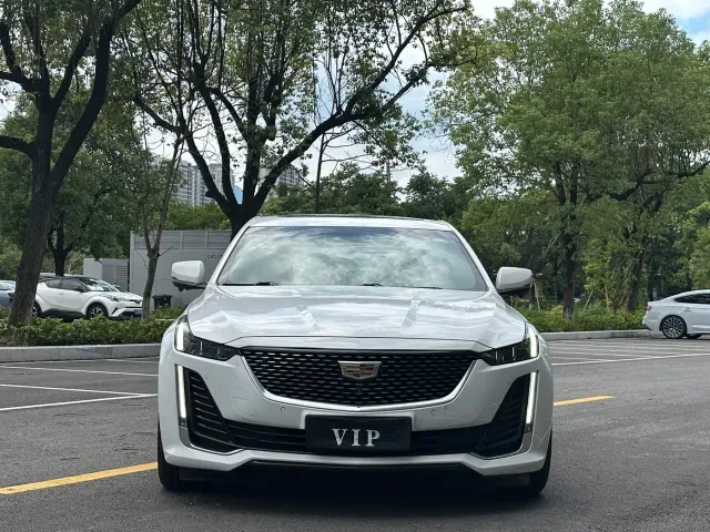 Cadillac CT5 — Фото автомобиля 2