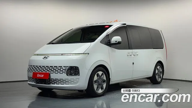 Фотография автомобиля — Hyundai Staria