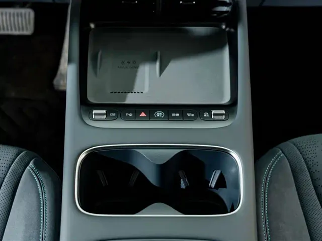 BYD Seal 06 GT — Фото автомобиля 15