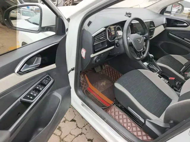 Jetta VS5 — Фото автомобиля 15