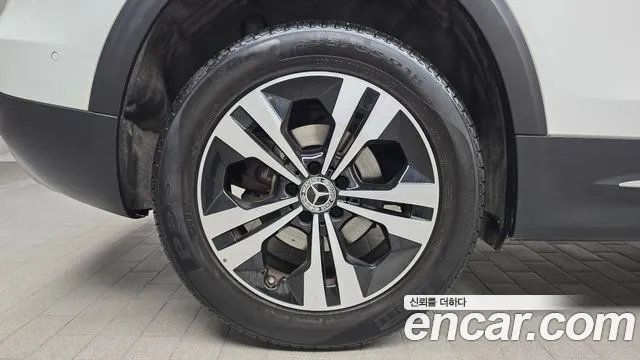 Mercedes-Benz GLB-Class X247 — Фото автомобиля 4