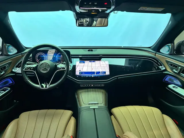 Mercedes-Benz E-Class — Фото автомобиля 10