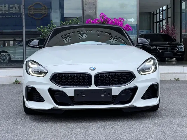 BMW Z4 — Фото автомобиля 2