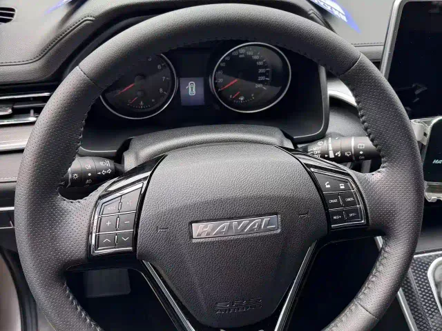 Haval M6 — Фото автомобиля 9