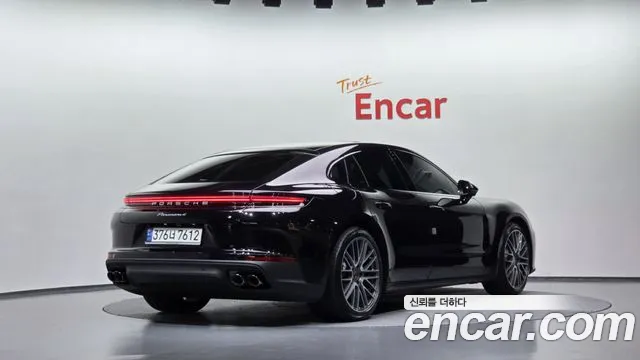 Porsche Panamera 976 — Фото автомобиля 2