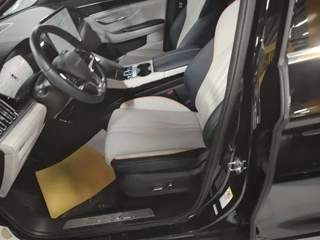 BYD Song PLUS — Фото автомобиля 12