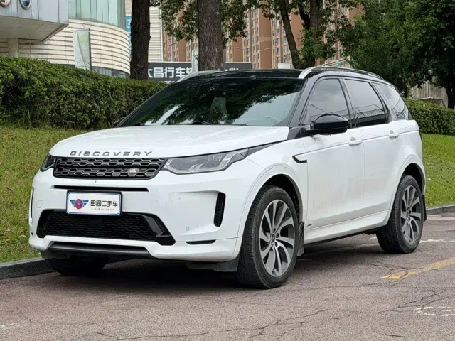 Фотография автомобиля — Land Rover Discovery Sport