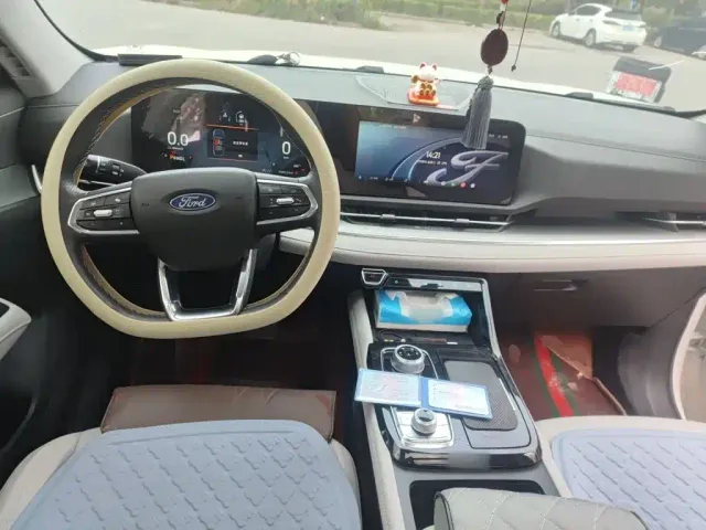 Ford Lingrui — Фото автомобиля 10