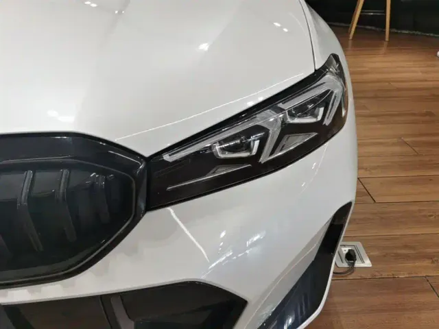 BMW 3 Series — Фото автомобиля 23