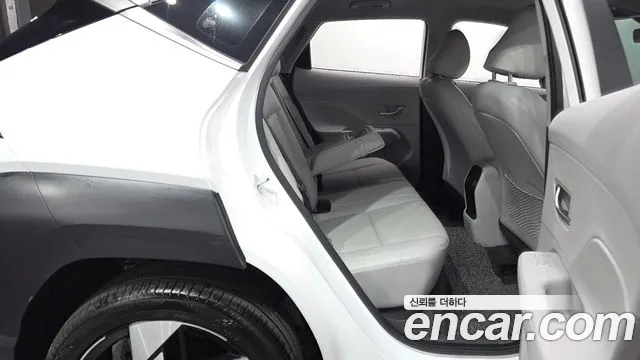 Hyundai Kona SX2 — Фото автомобиля 17