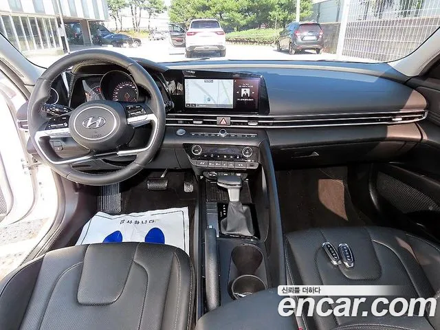 Hyundai Avante CN7 — Фото автомобиля 7