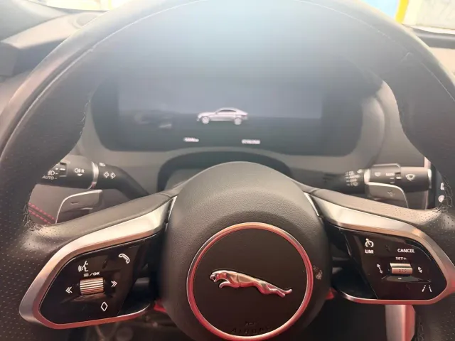 Jaguar XEL — Фото автомобиля 17