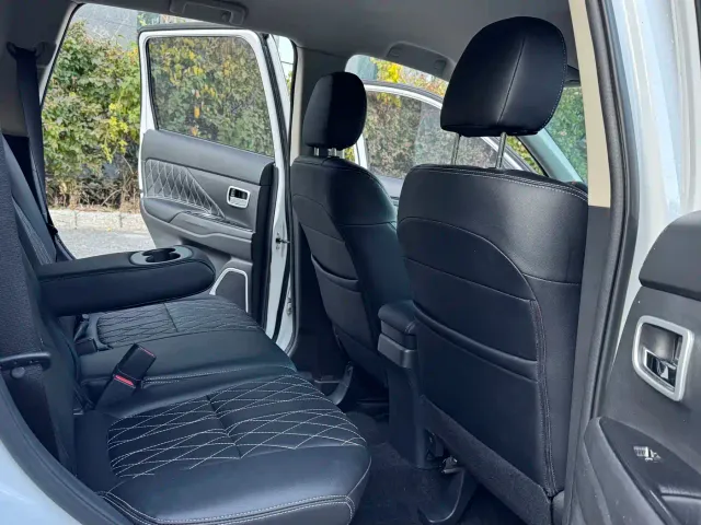 Mitsubishi Outlander — Фото автомобиля 15