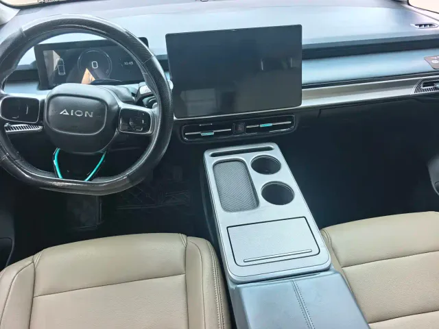 GAC Aion Y — Фото автомобиля 13
