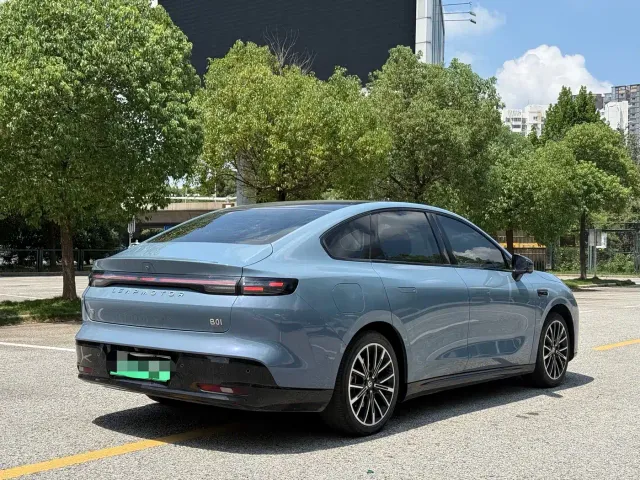Leapmotor B01 — Фото автомобиля 15