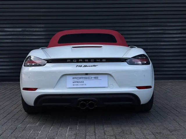 Porsche 718 — Фото автомобиля 5