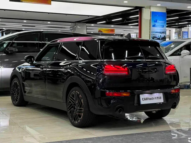MINI Clubman — Фото автомобиля 6