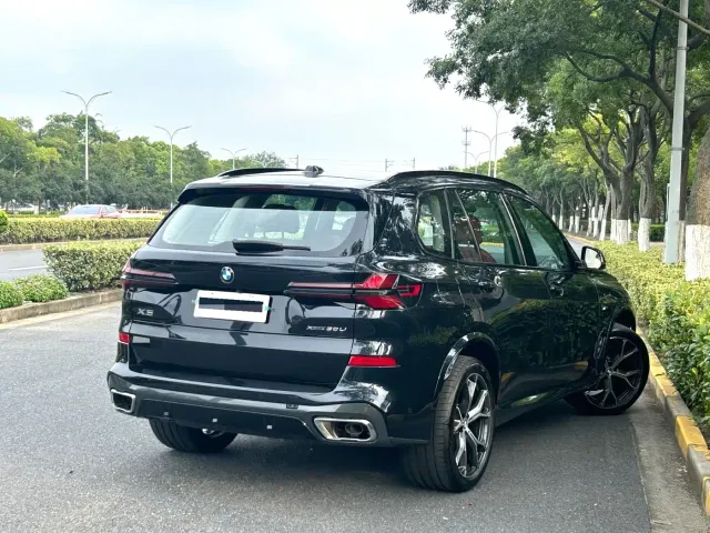 BMW X5 — Фото автомобиля 4