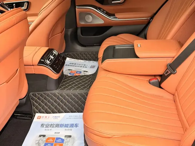 Mercedes-Benz S-Class — Фото автомобиля 14