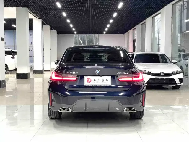 BMW 3 Series — Фото автомобиля 5