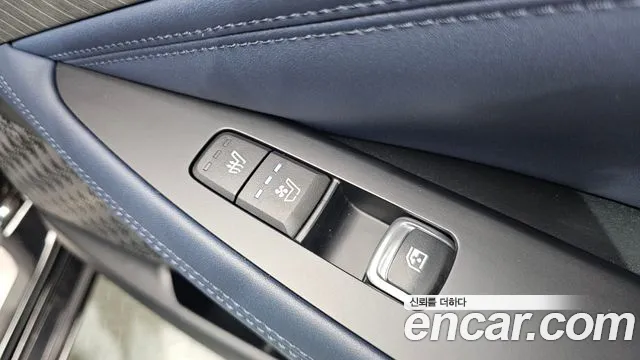 Kia K8 The New K8 2.5 Бензин 2WD — Фото автомобиля 12