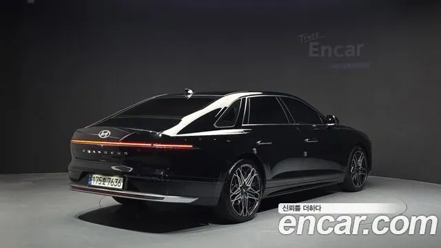 Hyundai Grandeur GN7 — Фото автомобиля 2