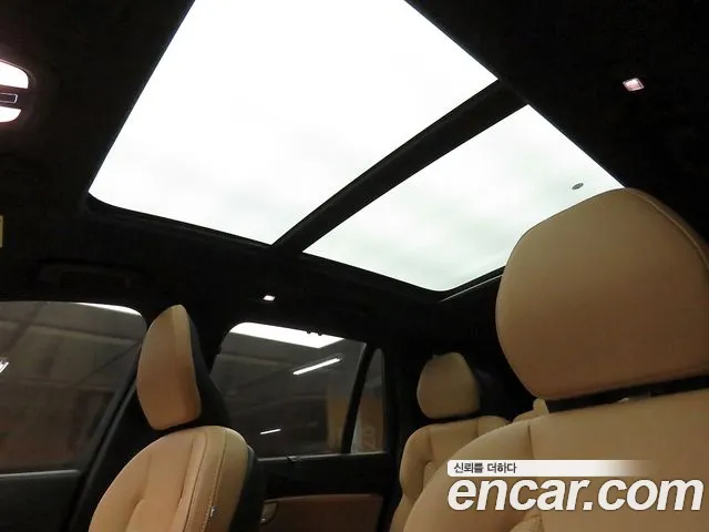 Volvo XC90 Generation 2 — Фото автомобиля 19